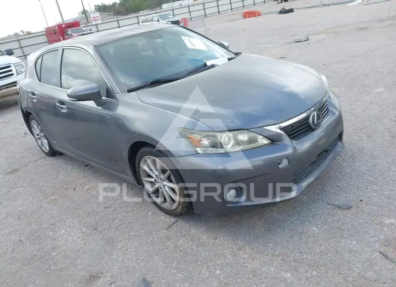 2013 Lexus CT200 фото