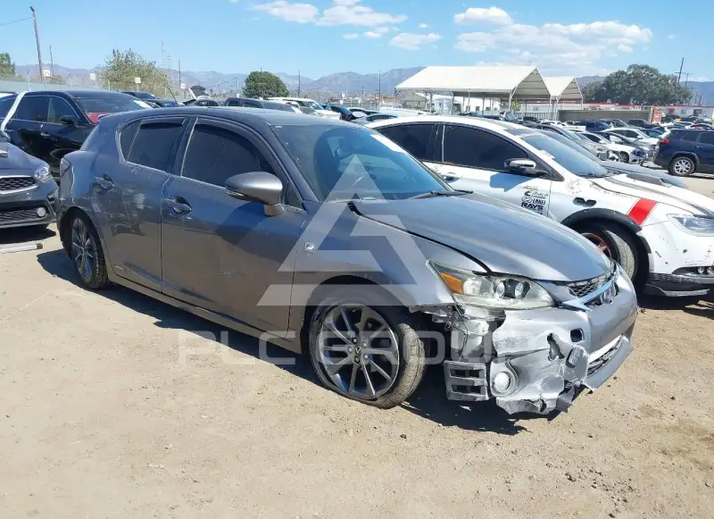 2013 Lexus CT200 фото