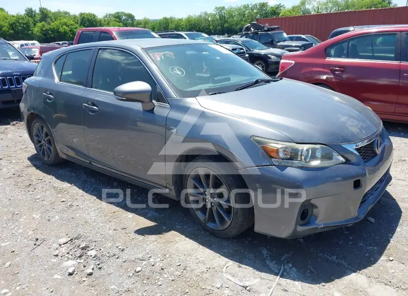 2013 Lexus CT200 фото