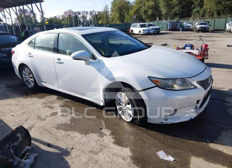 2013 Lexus ES300 photo