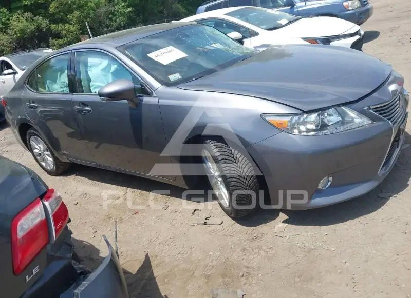 2013 Lexus ES300 фото