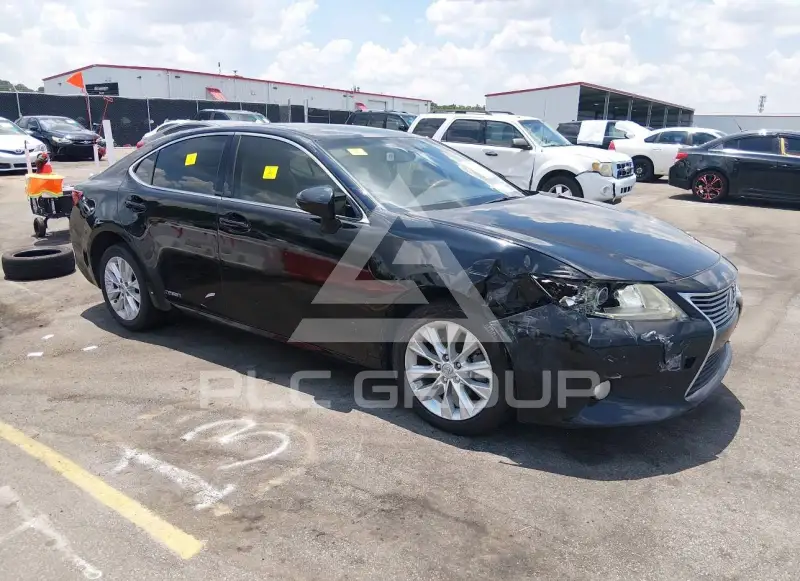 2013 Lexus ES300 photo