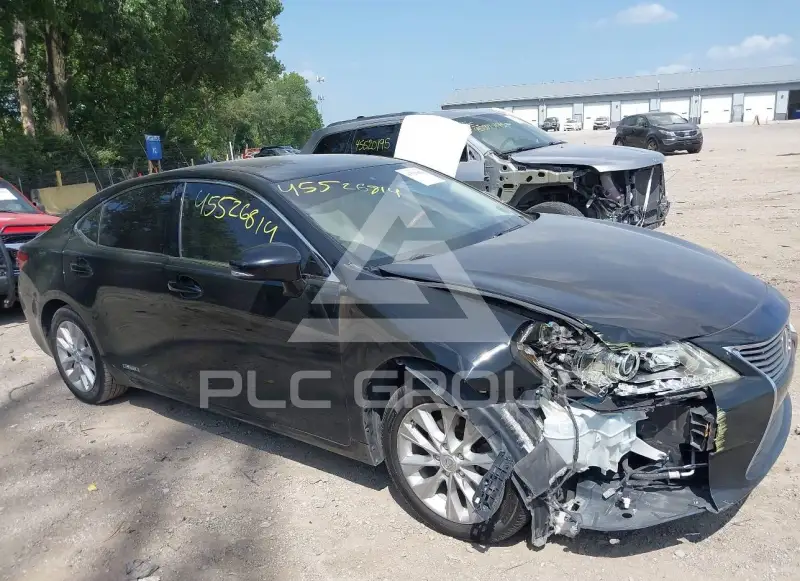 2013 Lexus ES300 photo
