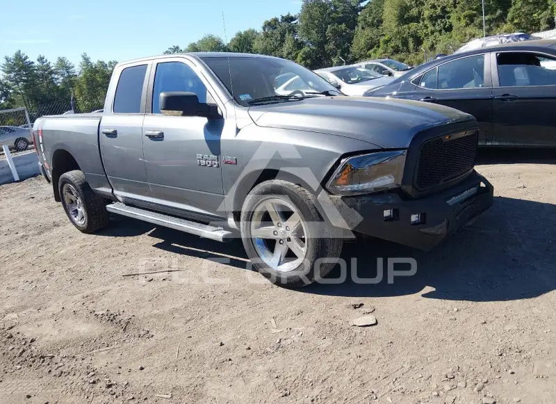 2013 RAM 1500 photo