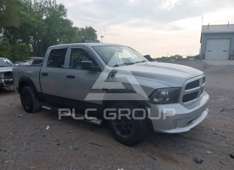 2013 RAM 1500 photo