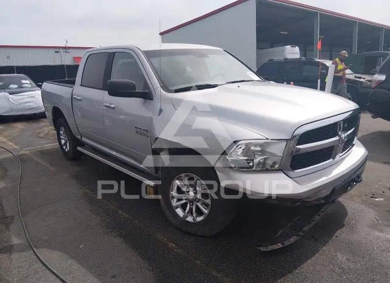 2013 RAM 1500 photo