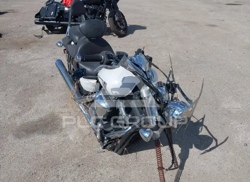2013 Yamaha XVS1100 photo