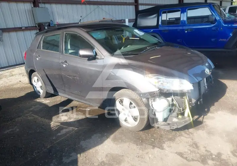 2013 Toyota MATRIX фото