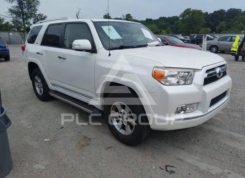 2013 Toyota 4 RUNNER фото