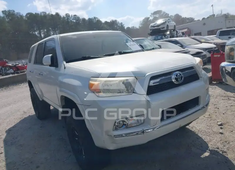 2013 Toyota 4 RUNNER photo