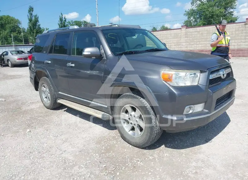 2013 Toyota 4 RUNNER фото