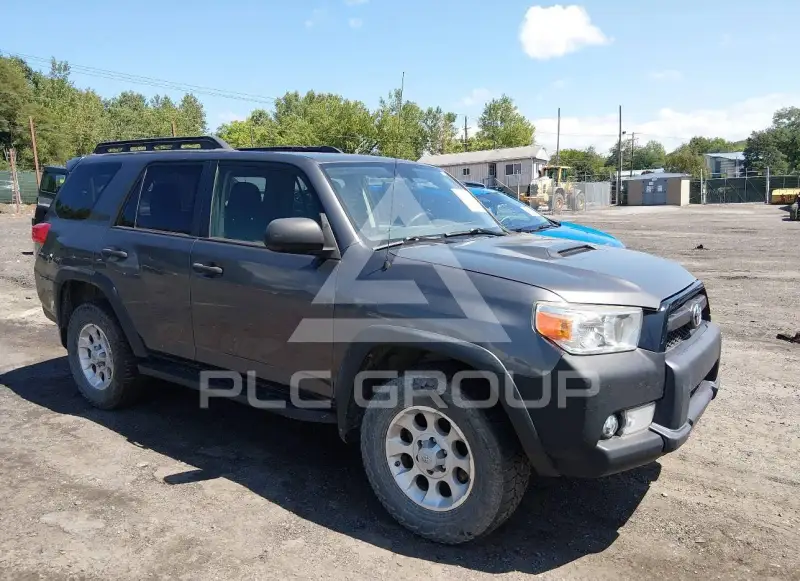 2013 Toyota 4 RUNNER фото