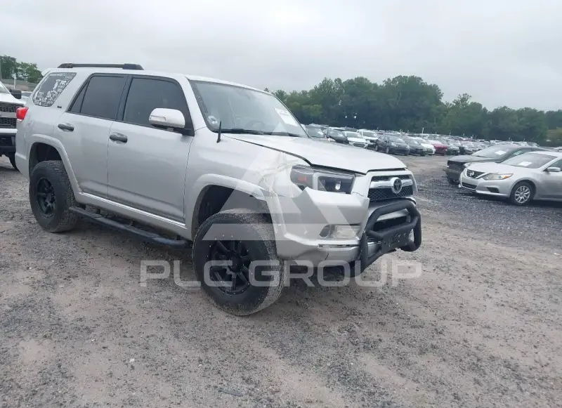 2013 Toyota 4 RUNNER фото