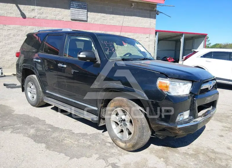 2013 Toyota 4 RUNNER фото