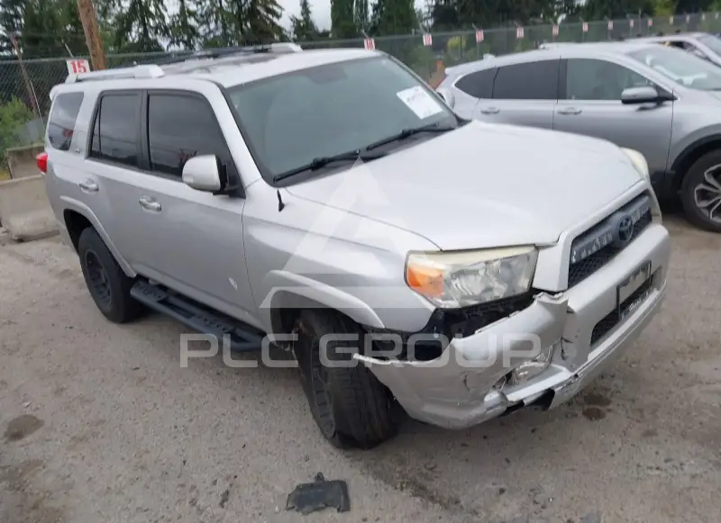 2013 Toyota 4 RUNNER фото