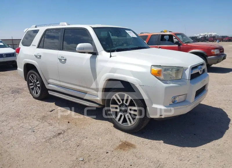 2013 Toyota 4 RUNNER photo