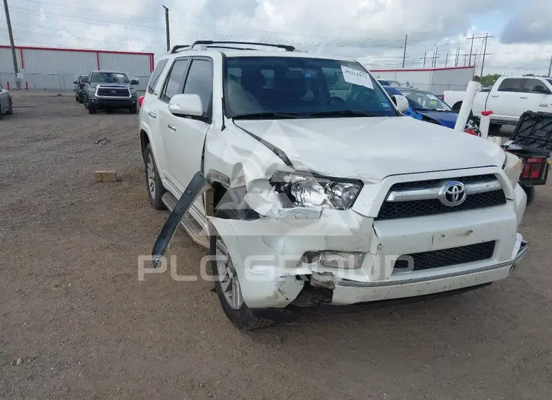 2013 Toyota 4 RUNNER фото