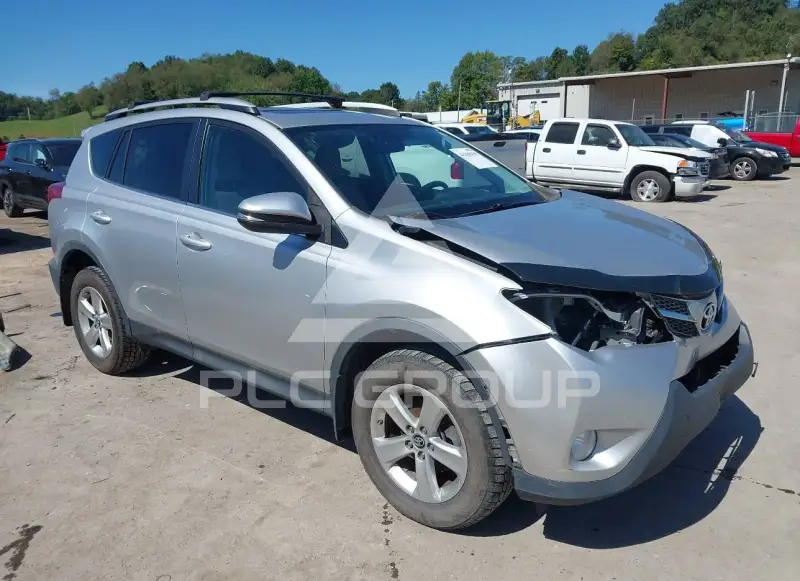 2013 Toyota RAV4 photo