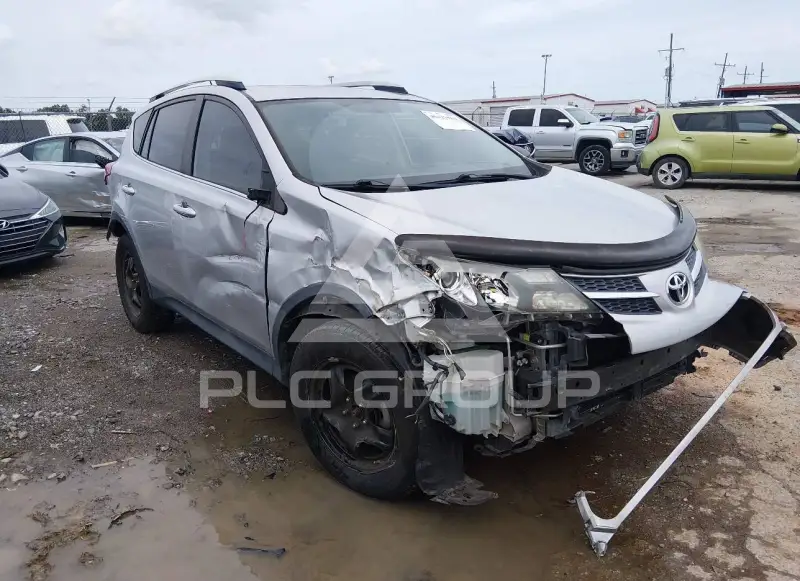 2013 Toyota RAV4 photo