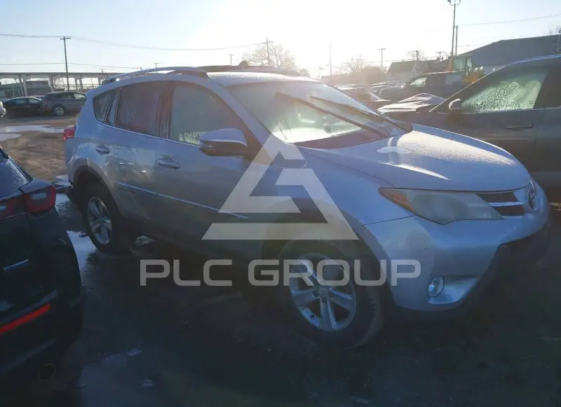 2013 Toyota RAV4 photo