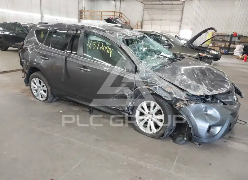 2013 Toyota RAV4 photo