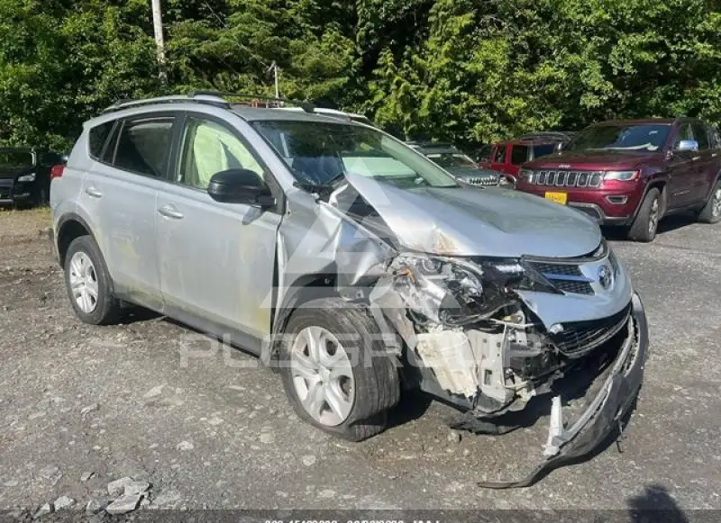 2013 Toyota RAV4 photo