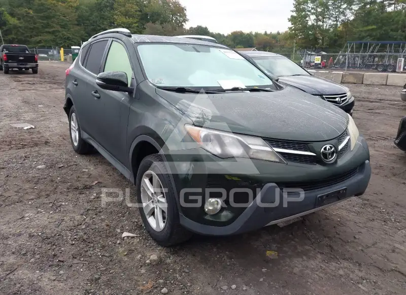 2013 Toyota RAV4 фото