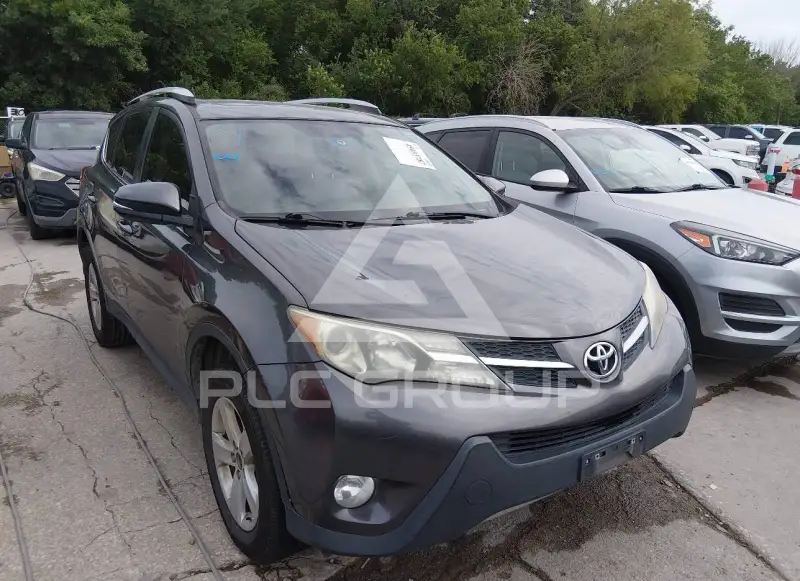 2013 Toyota RAV4 фото