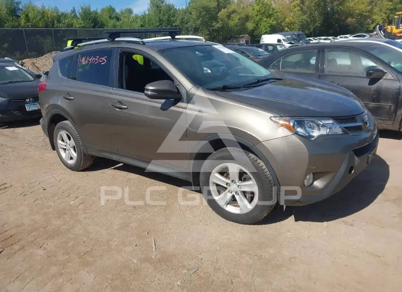 2013 Toyota RAV4 photo