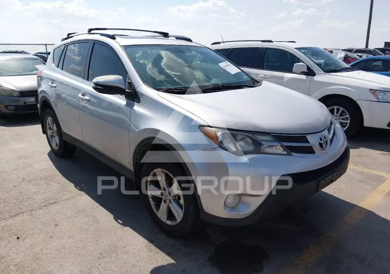 2013 Toyota RAV4 фото