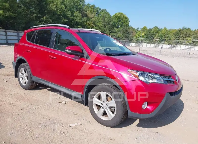 2013 Toyota RAV4 photo