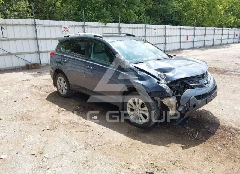 2013 Toyota RAV4 photo
