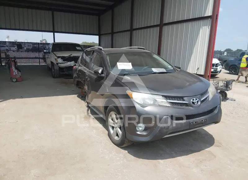 2013 Toyota RAV4 photo