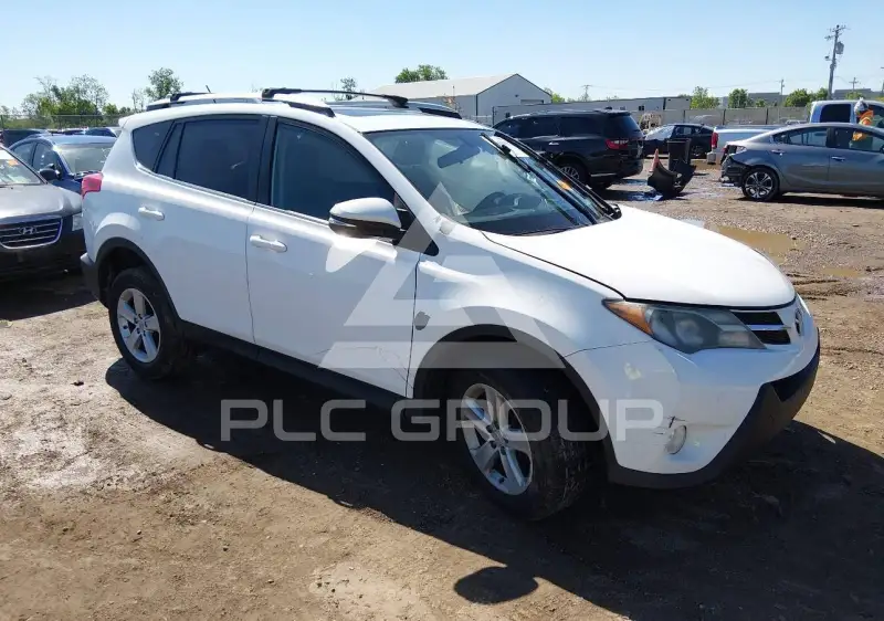 2013 Toyota RAV4 фото