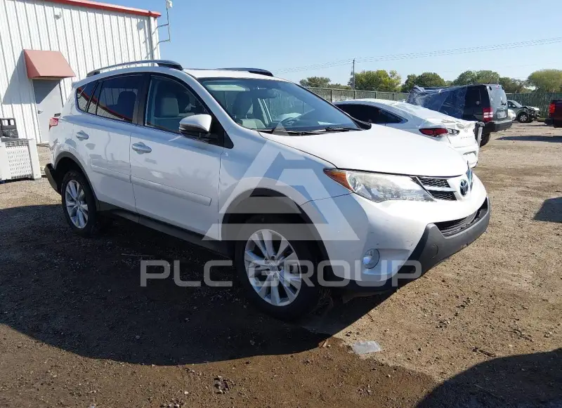 2013 Toyota RAV4 photo
