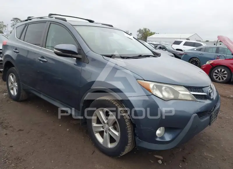 2013 Toyota RAV4 photo
