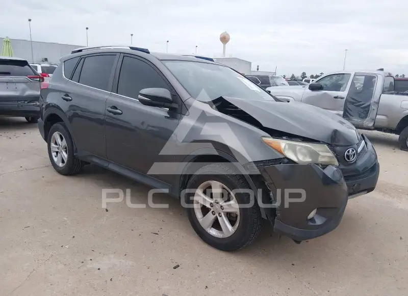 2013 Toyota RAV4 photo