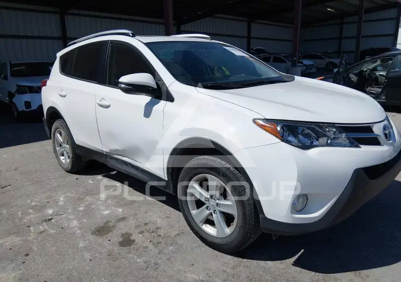 2013 Toyota RAV4 photo