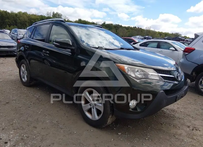 2013 Toyota RAV4 photo