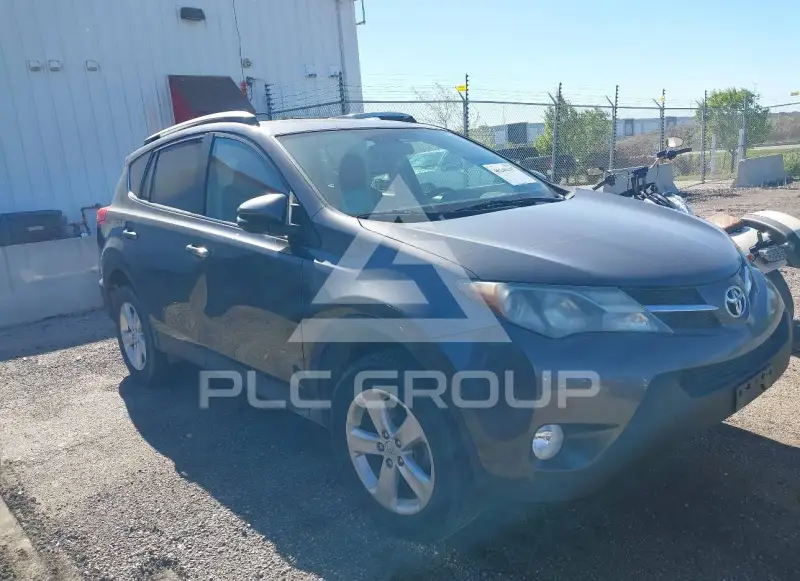 2013 Toyota RAV4 photo