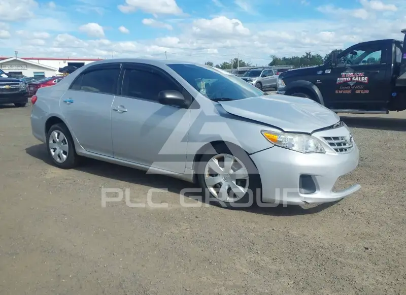 2013 Toyota COROLLA фото