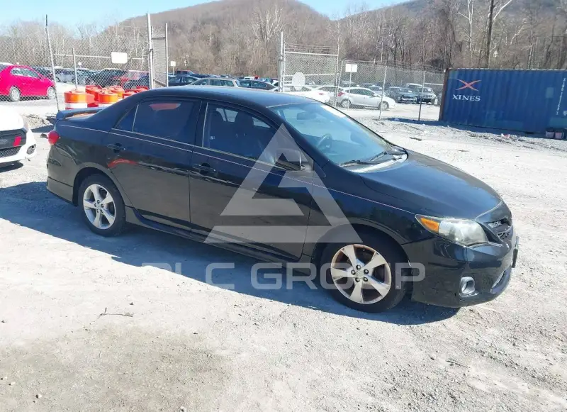 2013 Toyota COROLLA photo