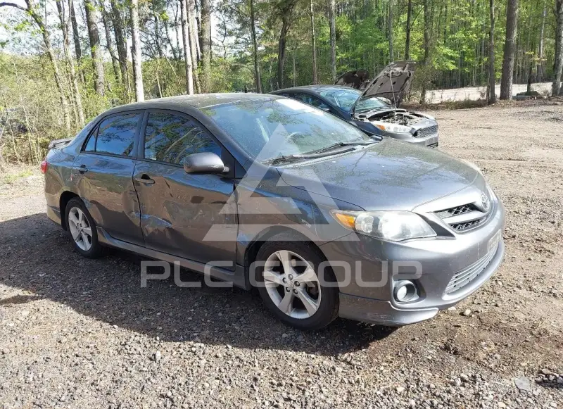 2013 Toyota COROLLA photo