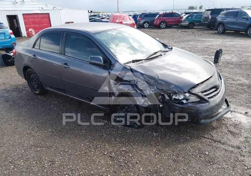 2013 Toyota COROLLA photo