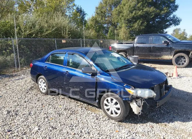 2013 Toyota COROLLA фото