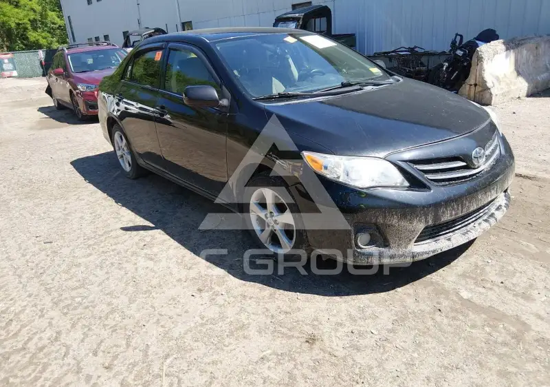 2013 Toyota COROLLA photo