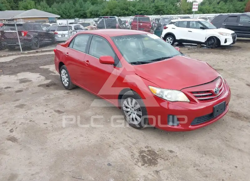 2013 Toyota COROLLA фото