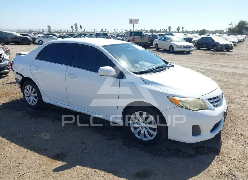 2013 Toyota COROLLA фото
