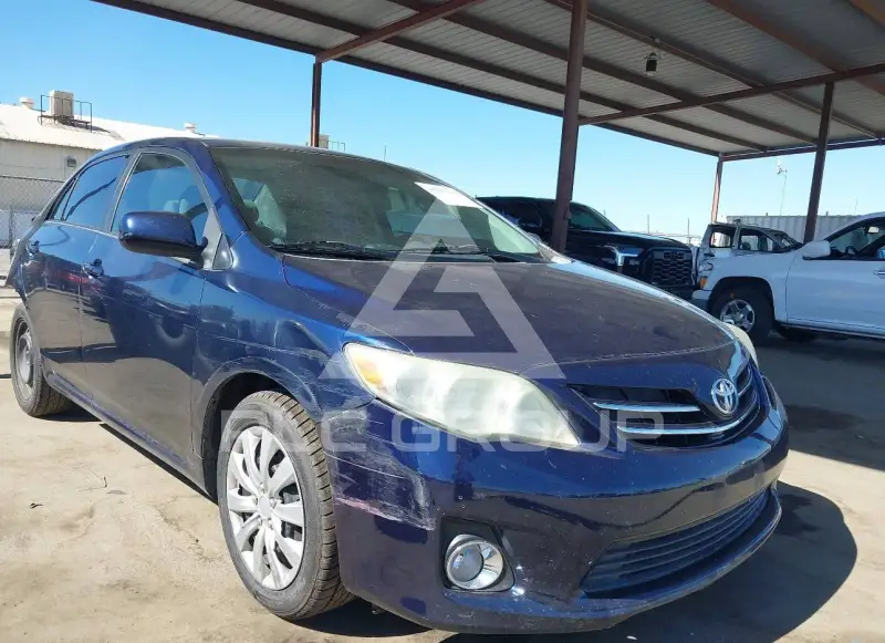 2013 Toyota COROLLA photo