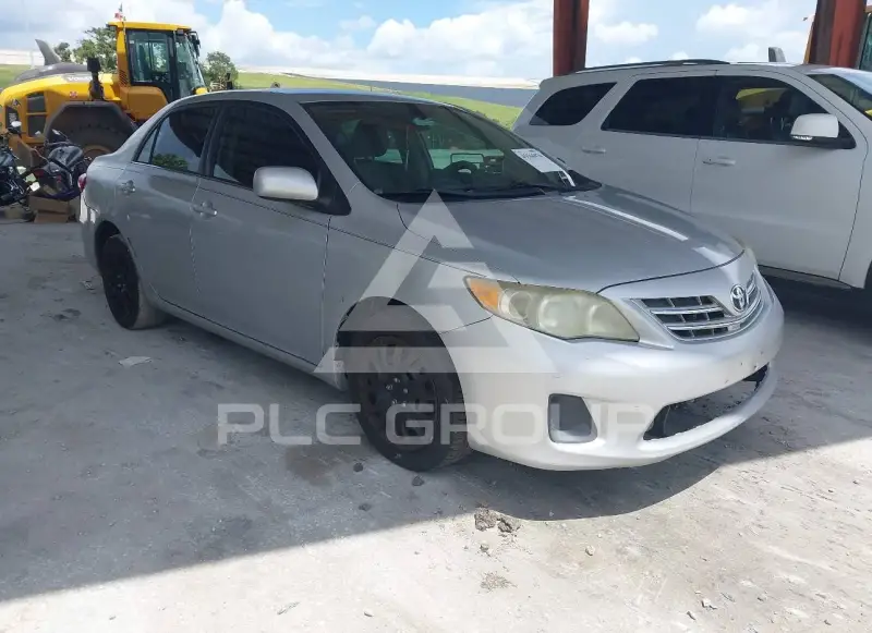 2013 Toyota COROLLA photo